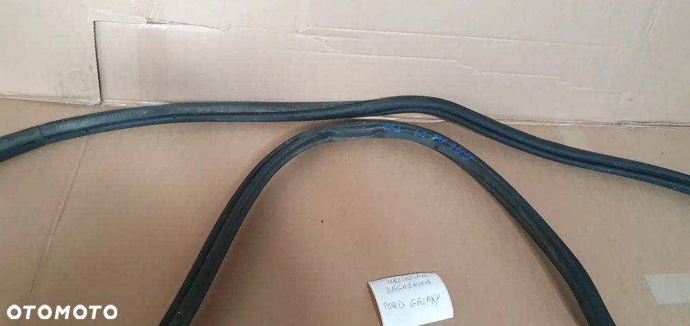 Uszczelka klapy bagażnika Ford Galaxy MK1 - 3