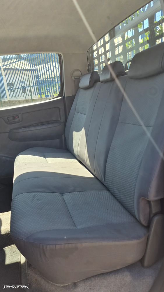 Toyota Hilux - 7