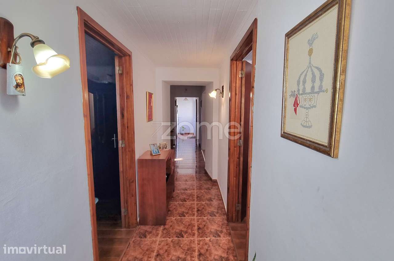 Moradia T3 com Terraço Vista Serra e Mar – Cabouco, Lagoa - Grande imagem: 4/31