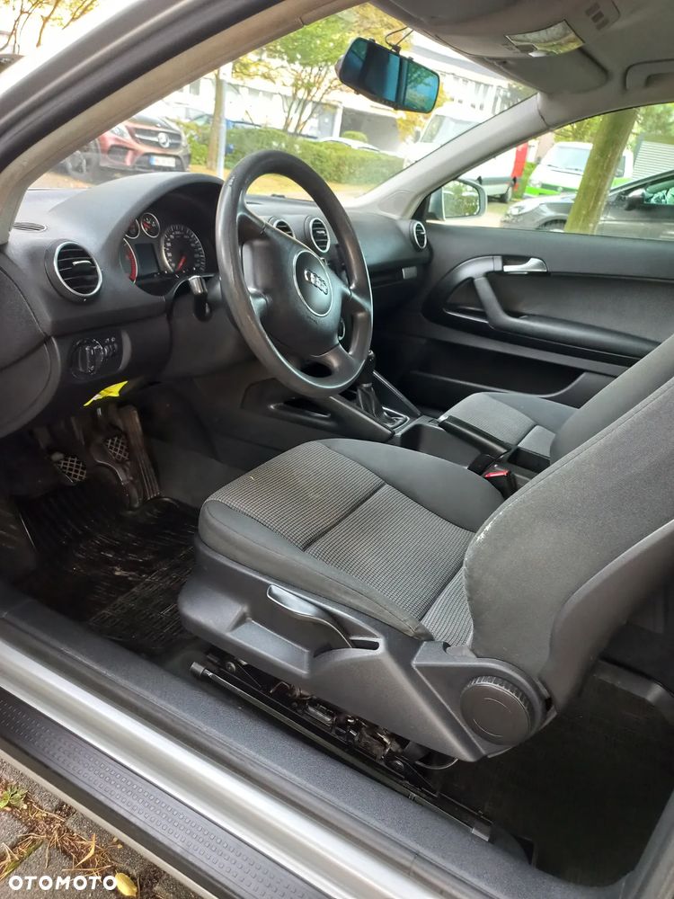Audi A3 1.9 TDI Ambiente - 5
