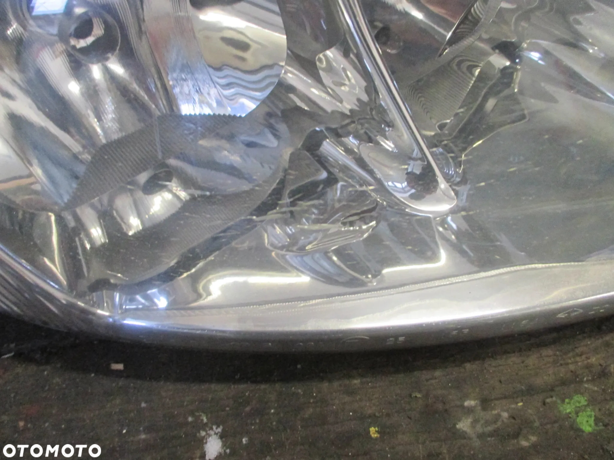 Lampa prawa CHRYSLER VOYAGER ZKW EUROPA - 2