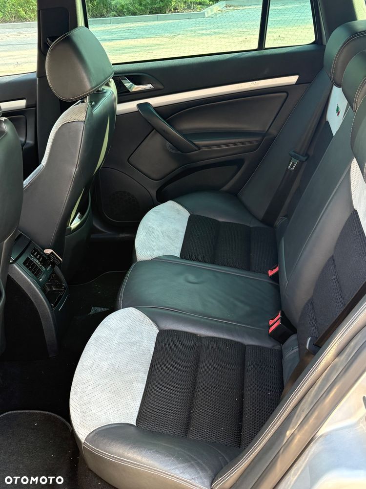 Skoda Octavia 2.0 TDI RS - 12