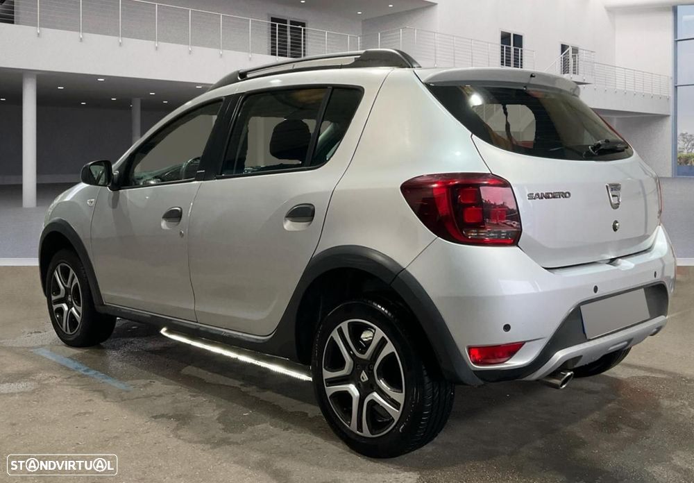 Dacia Sandero 0.9 TCe SL Stepway of Life - 4
