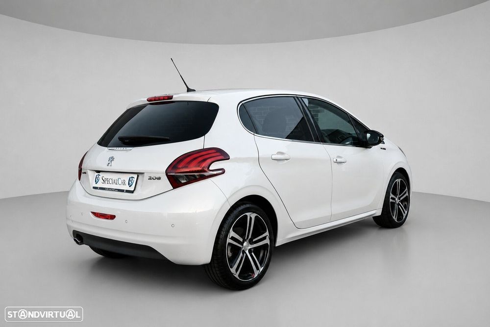 Peugeot 208 1.2 PureTech GT Line - 4