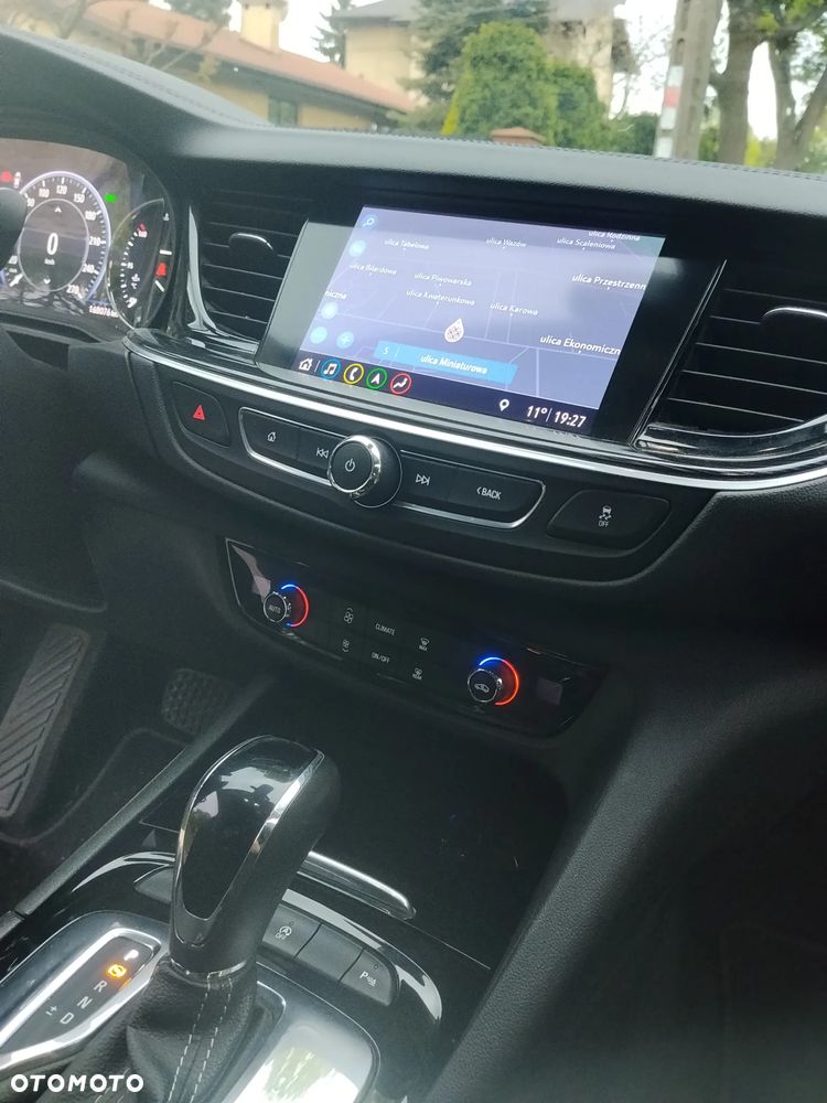 Opel Insignia - 21