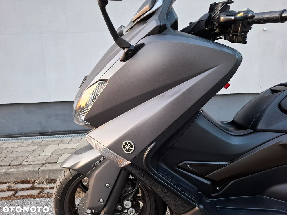 Yamaha Tmax - 27