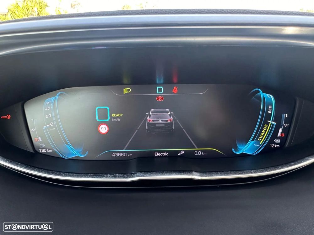 Peugeot 3008 1.6 Hybrid Allure e-EAT8 - 21