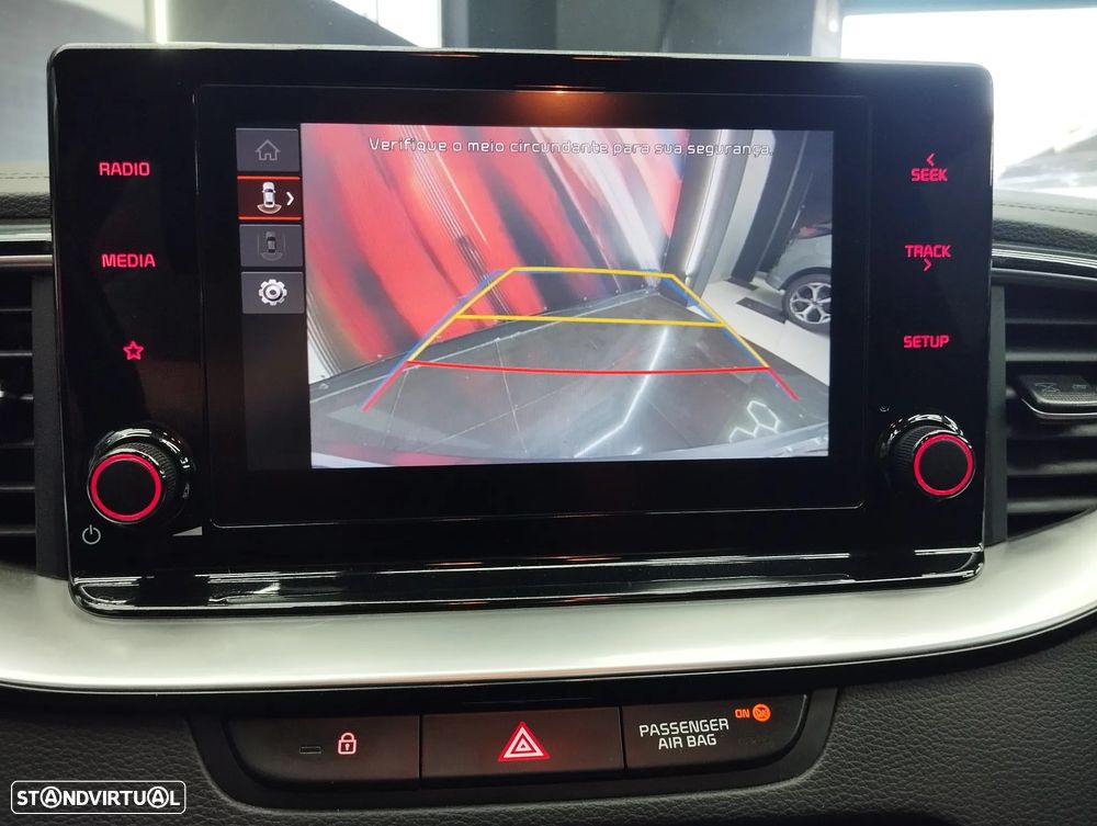 Kia Ceed SW 1.0 T-GDI Sport - 26