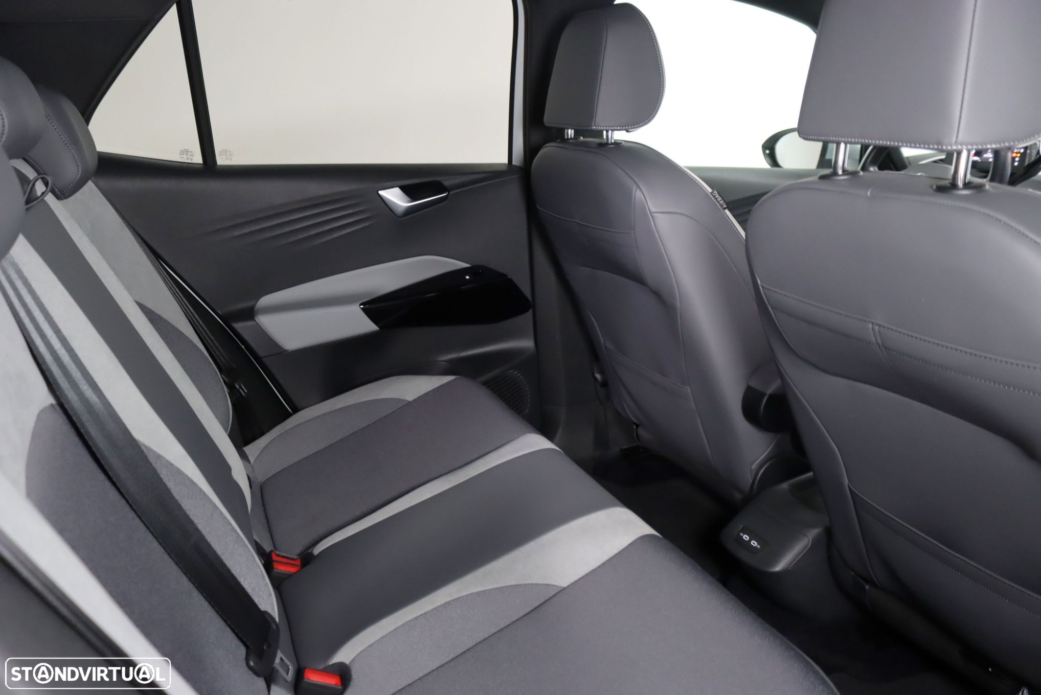 VW ID.3 Pro Performance 1st Plus - 28