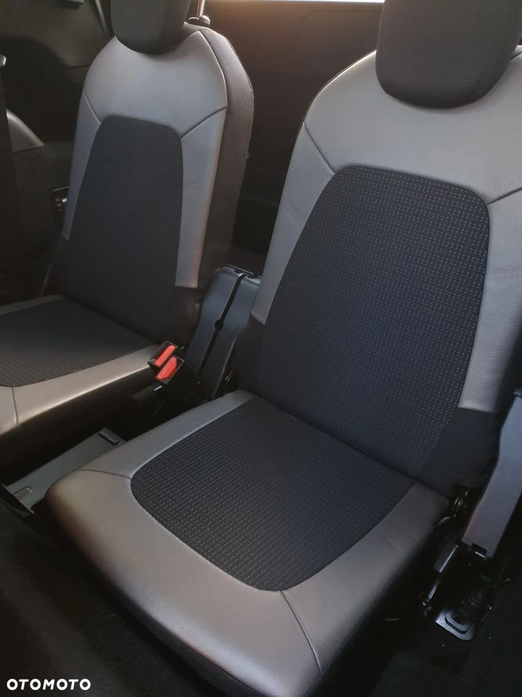 Citroën C4 Grand Picasso 2.0 HDi FAP (7-Sitzer) Exclusive - 36
