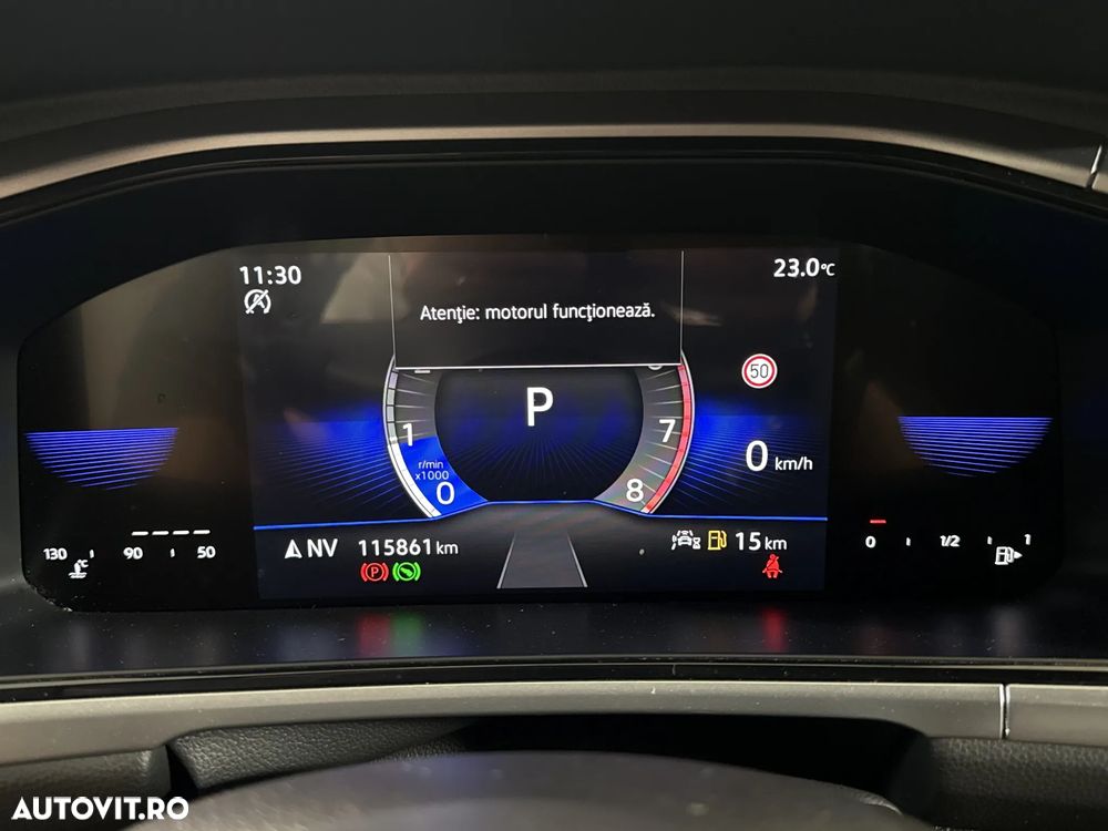 Volkswagen T-Roc - 11