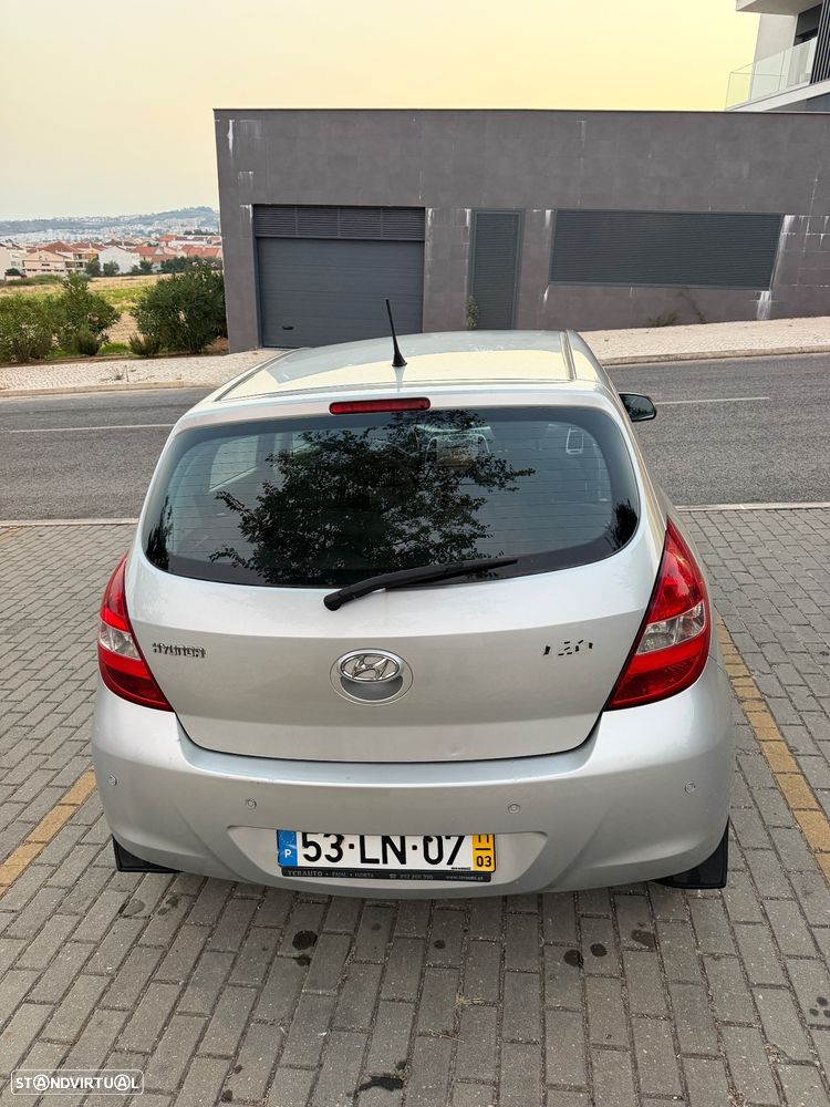 Hyundai i20 1.2 Classic ESP - 3