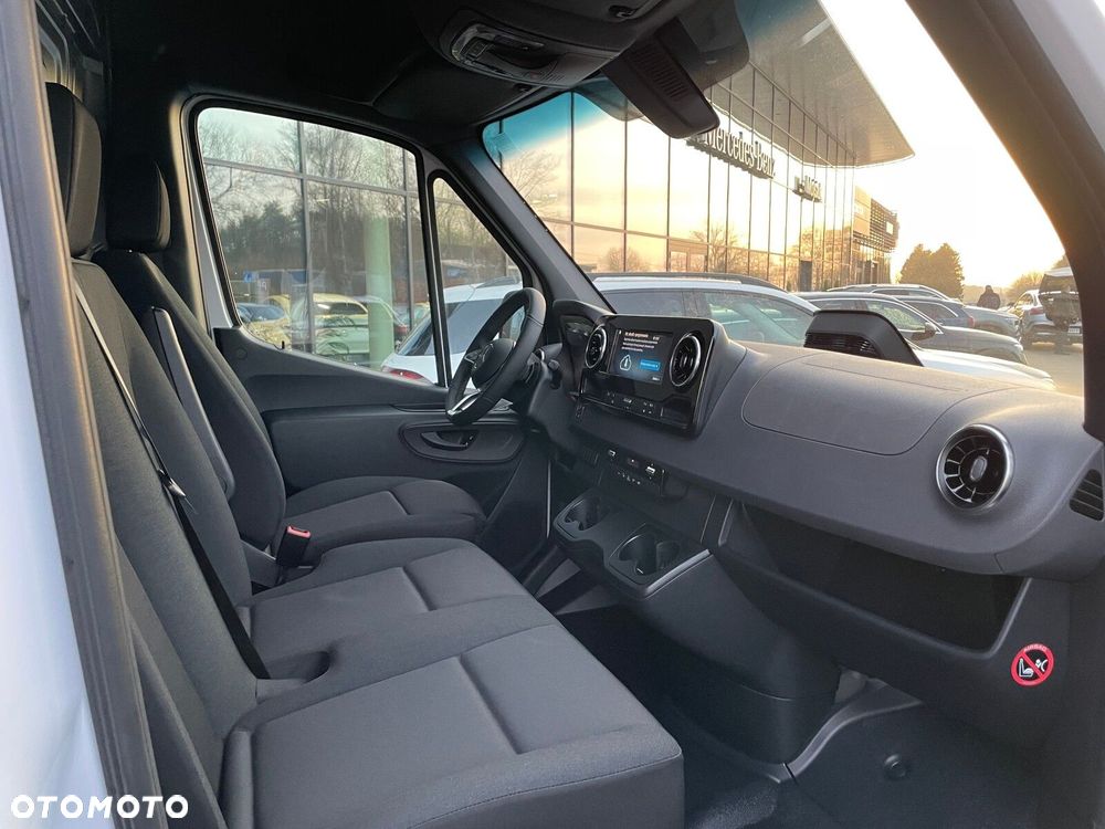 Mercedes-Benz Sprinter 319 CDI Resorowany fotel Reflektory LED - 7