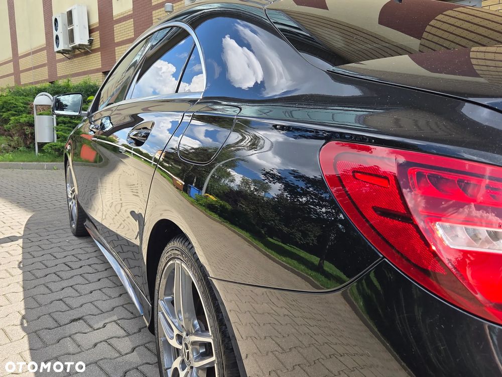 Mercedes-Benz CLA 200 7G-DCT AMG Line - 16