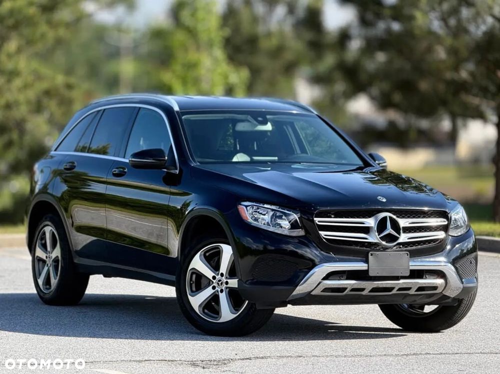 Mercedes-Benz GLC 300 4Matic 9G-TRONIC AMG Line - 11