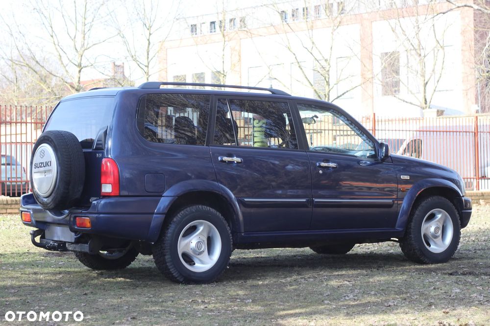 Suzuki Grand Vitara 2.7 V6 - 10