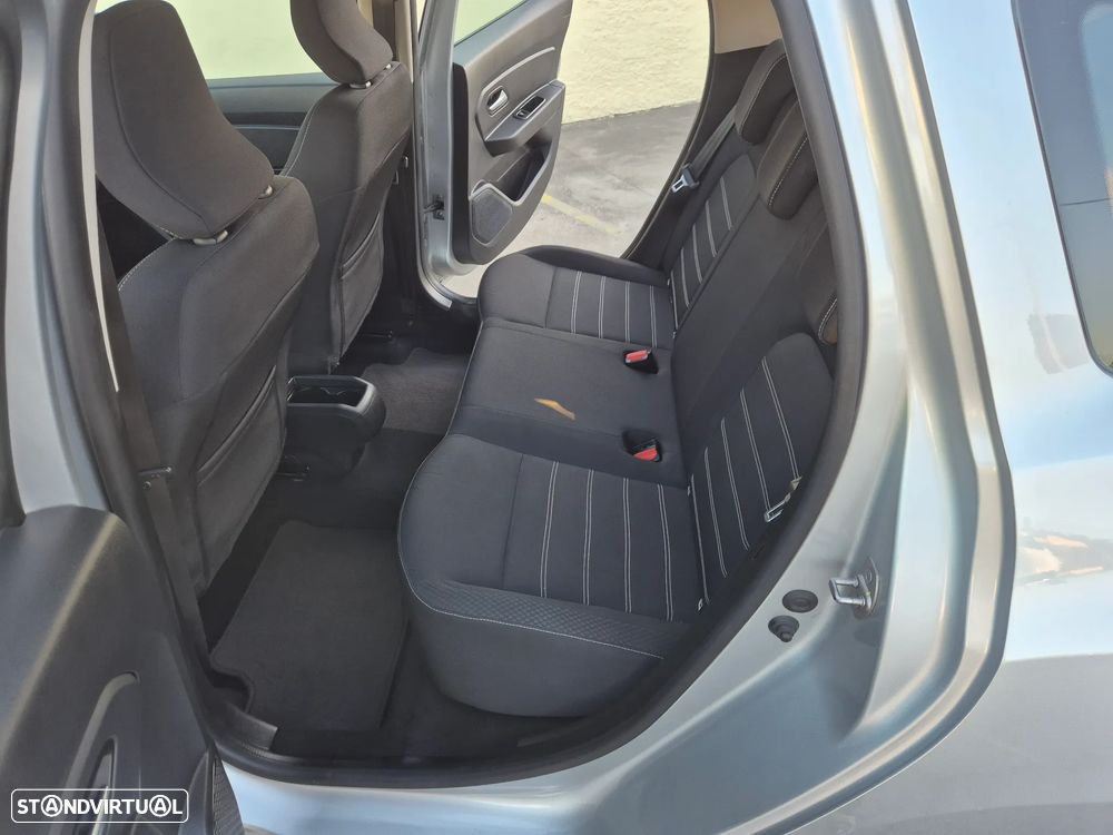Dacia Duster 1.0 TCe Comfort - 11