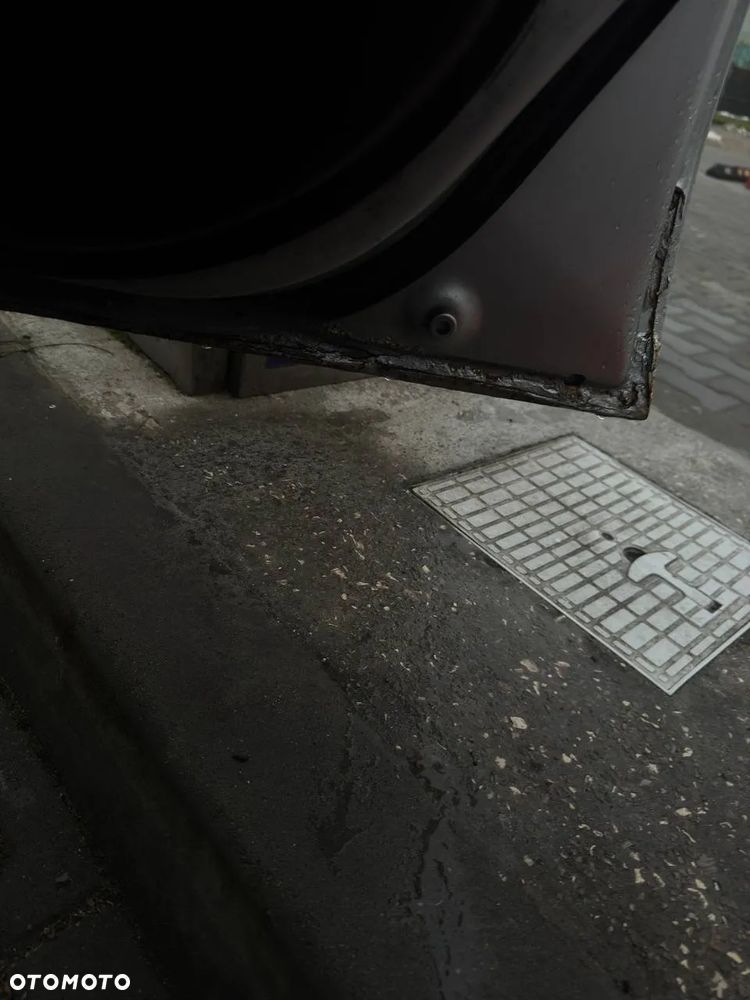 Subaru Legacy 2.0 4WD Celebration - 12