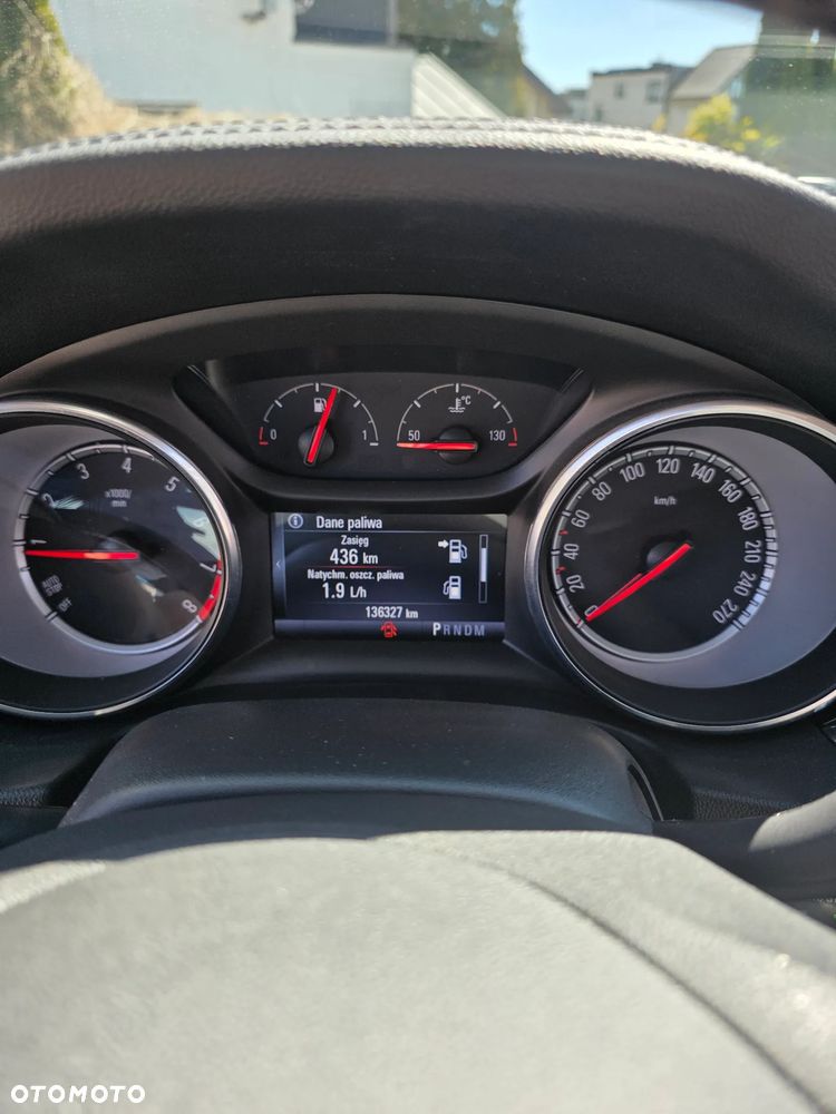 Opel Insignia 1.5 T Elite S&S - 8