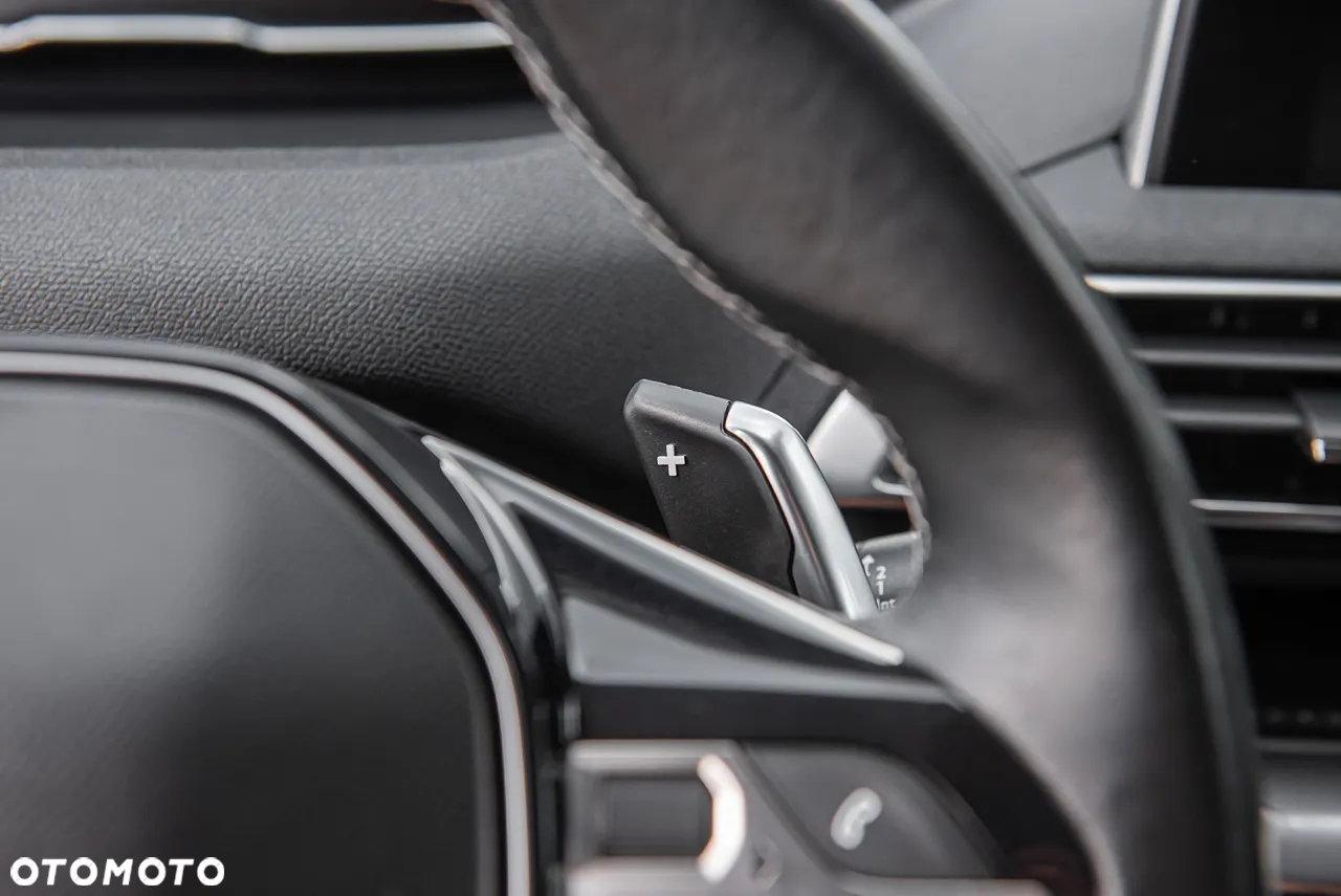 Peugeot 5008 1.5 BlueHDi Allure S&S EAT8 - 17