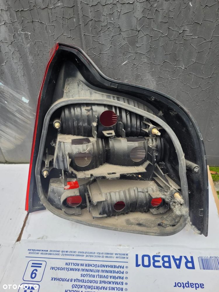 Klosz/Lampa tylna Volvo S80 - 2