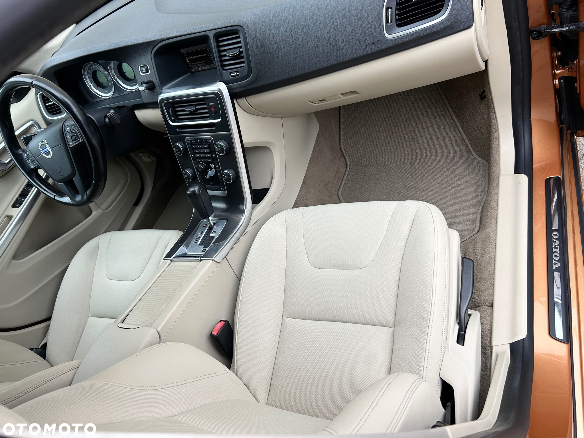 Volvo S60 - 16