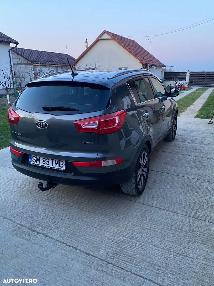 Kia Sportage 2.0 CRDI 4WD Automatik Dream-Team Edition - 5