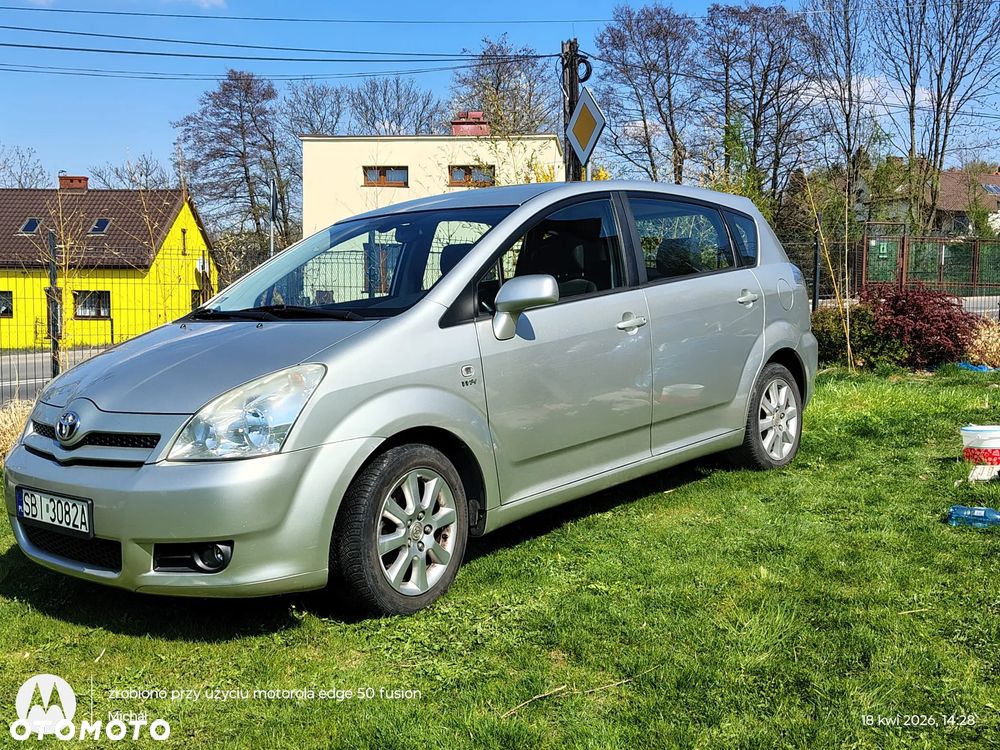 Toyota Corolla Verso - 2