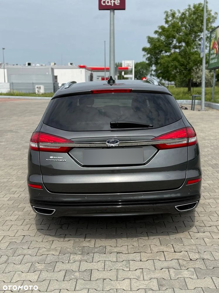 Ford Mondeo 2.0 EcoBlue Titanium - 12