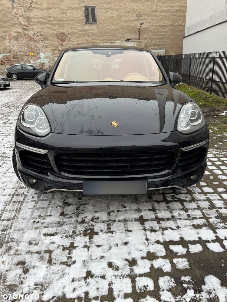 Porsche Cayenne Diesel Platinum Edition - 3