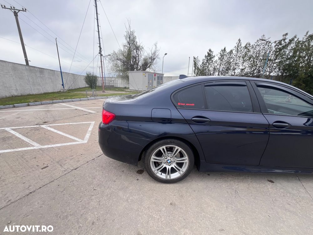 BMW Seria 5 520d Aut. - 23