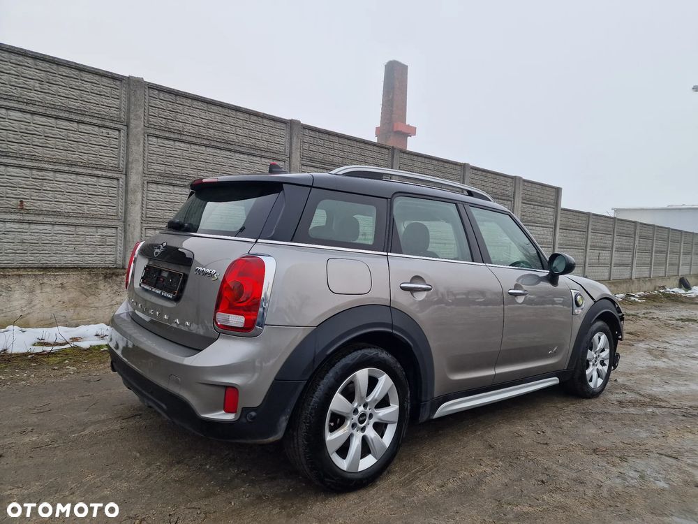 MINI Countryman Cooper S E All4 - 5