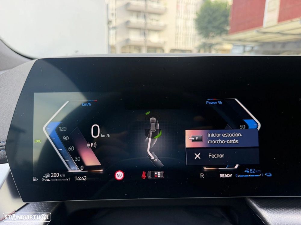 BMW 225xe Active Tourer e xDrive Pack Desportivo M - 41