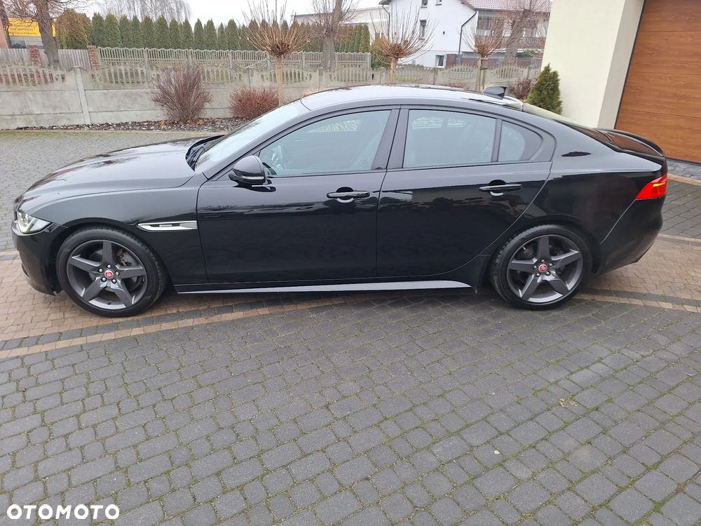 Jaguar XE 20d R-Sport - 3
