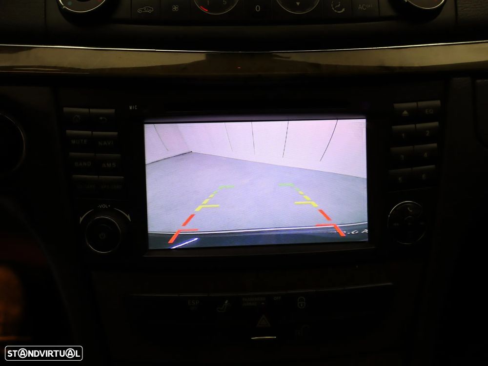 Mercedes-Benz E 220 CDi Avantgarde Aut. - 20