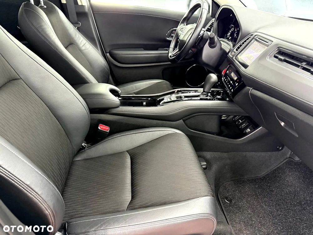 Honda HR-V 1.5 i-VTEC CVT Executive - 31