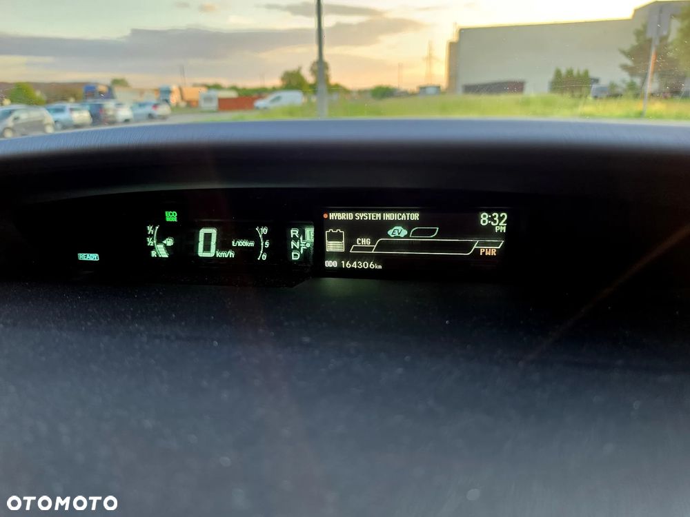 Toyota Prius 1.8 HSD Active - 15