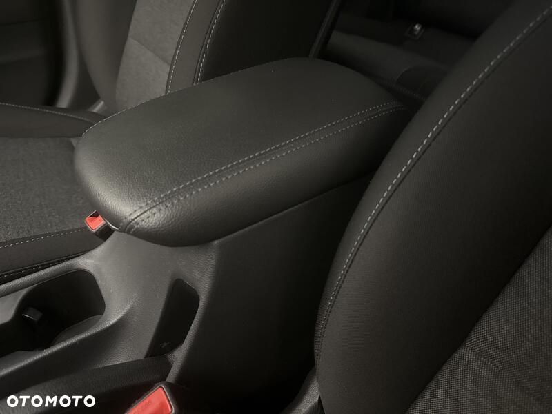 Hyundai i30 1.5 DPI Smart - 18