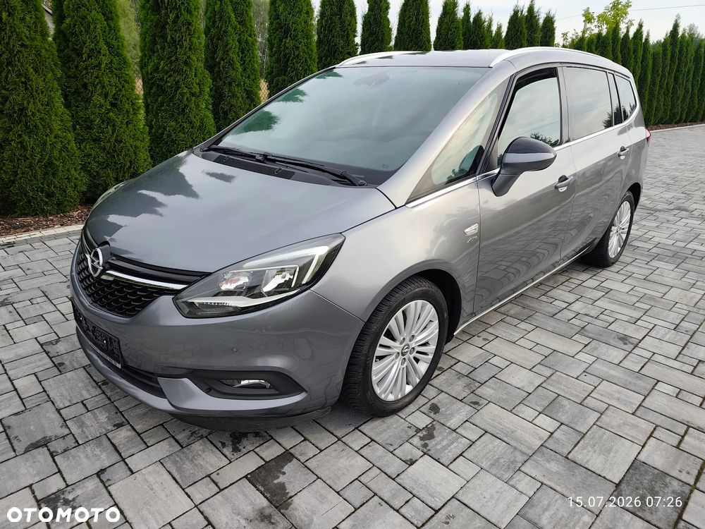 Opel Zafira - 11