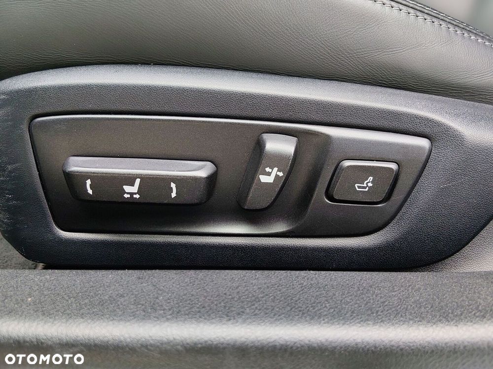 Lexus GS 300h Elite Business - 30