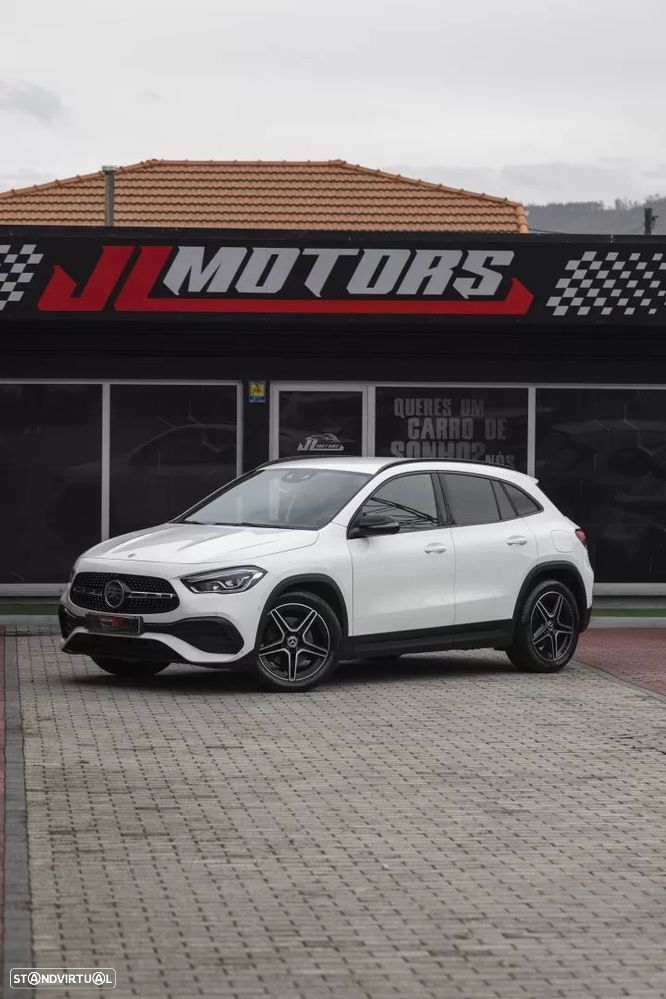 Mercedes-Benz GLA 180 d AMG Line - 2