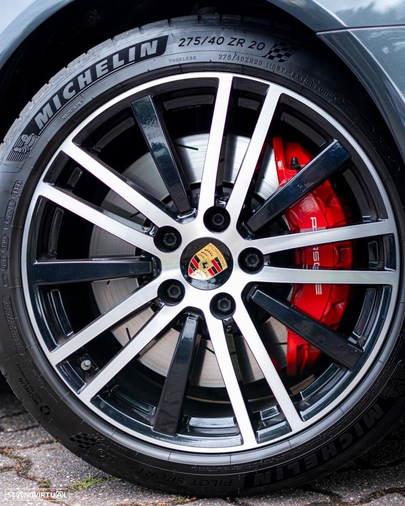 Porsche Panamera - 24