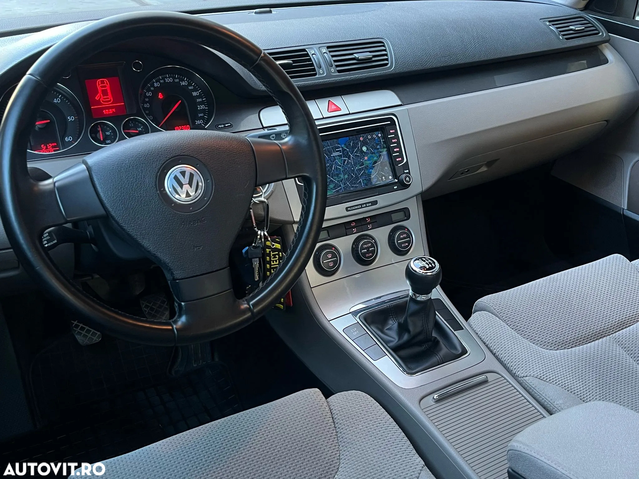 Volkswagen Passat - 5