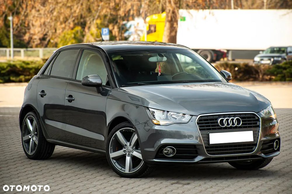 Audi A1 Sportback 1.6 TDI S line edition m S line Sportpaket - 2