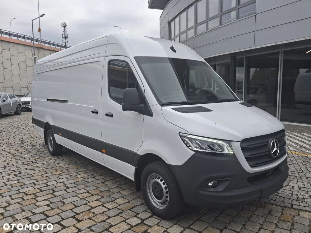 Mercedes-Benz Sprinter 319 CDI - 1