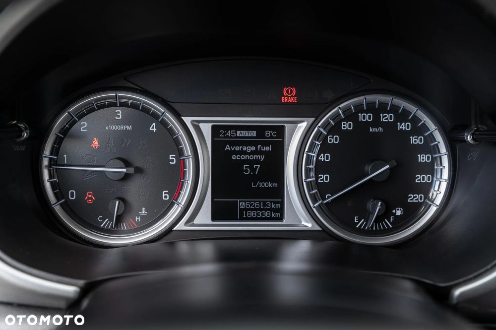 Suzuki Vitara 1.6 DDiS (4x4) Allgrip Comfort+ - 24