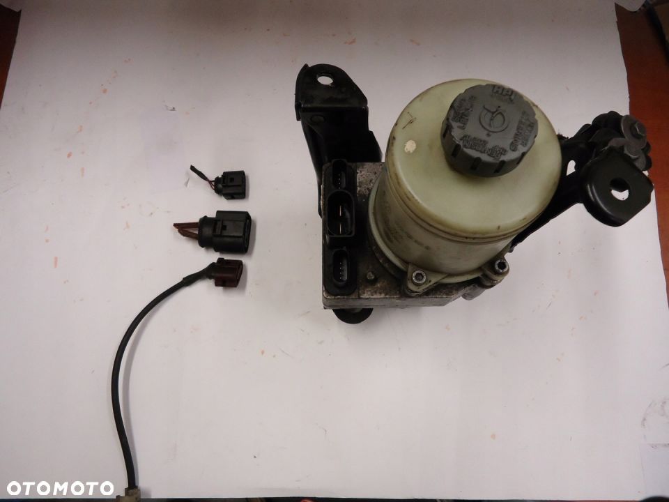 ELEKTRYCZNA POMPA WSPOMAGANIA KOYO SKODA FABIA VW - 1