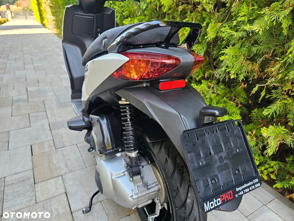 Derbi Variant - 16