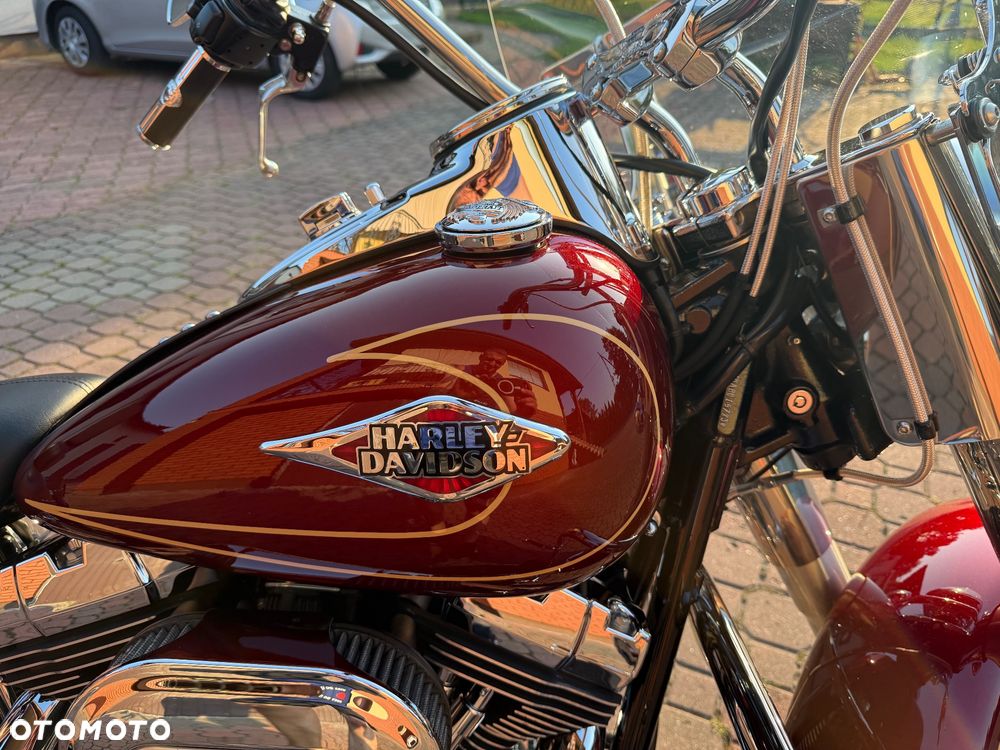 Harley-Davidson Softail Heritage Classic - 21