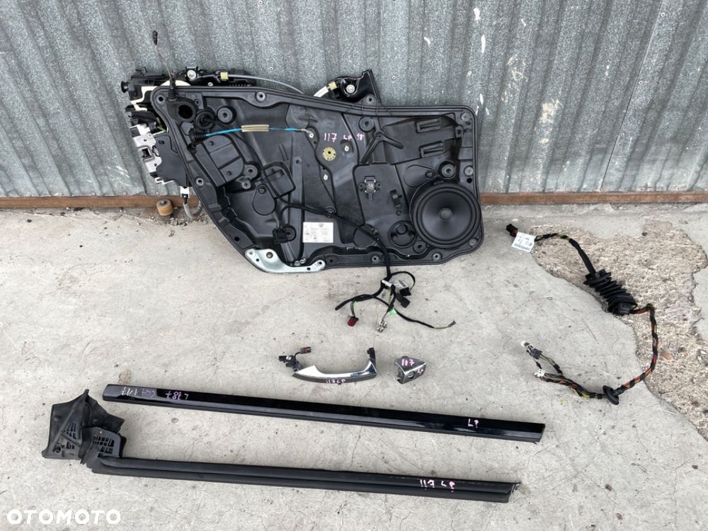 Mercedes CLA W117 zamek w drzwi lewe listwa klamka key less go podnośnik instalacja głośnik - 6